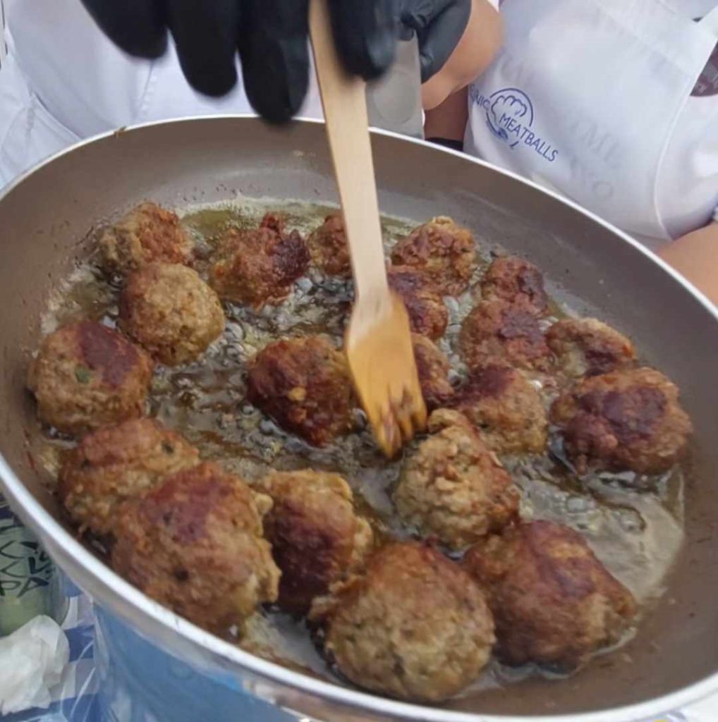 Διδυμοτειχο: Πλήθος κόσμου στο 1ο Hellenic Meatballs με πρωταγωνιστή τον σεφ Ηλία Μαμαλάκη